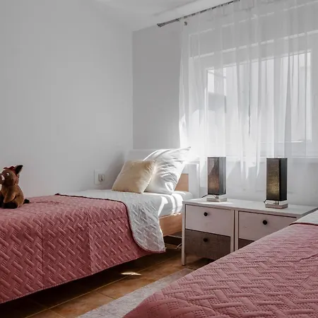 Sostaric Apartament