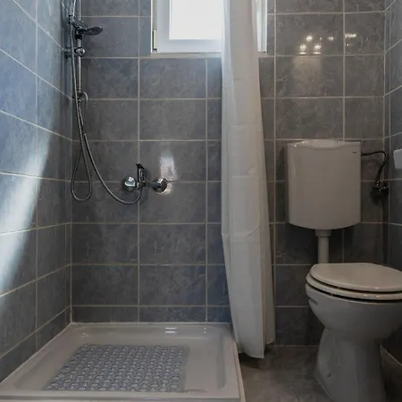 Sostaric Apartment Vir